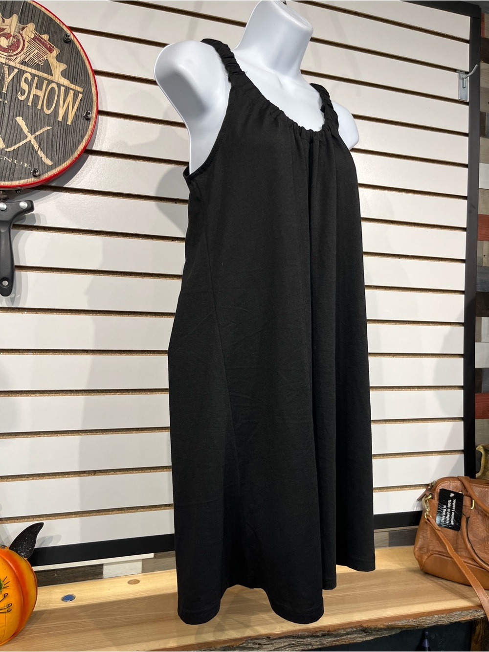Little black dress size small - Picture 3 of 7